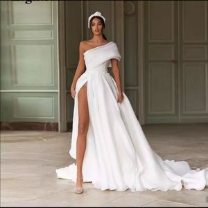 Wedding dress size 8